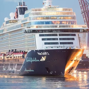 Ein Kreuzfahrtschiff