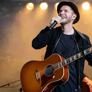 Johannes Oerding wird auch 2022 Gastgeber der Vox-Musikshow „Sing meinen Song”.