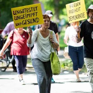 Demo gegen Impfung