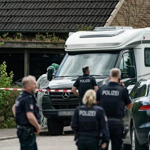 Der Prozess zum Dreifach-Mord in Dänischenhagen bei Kiel beginnt möglicherweise im November.