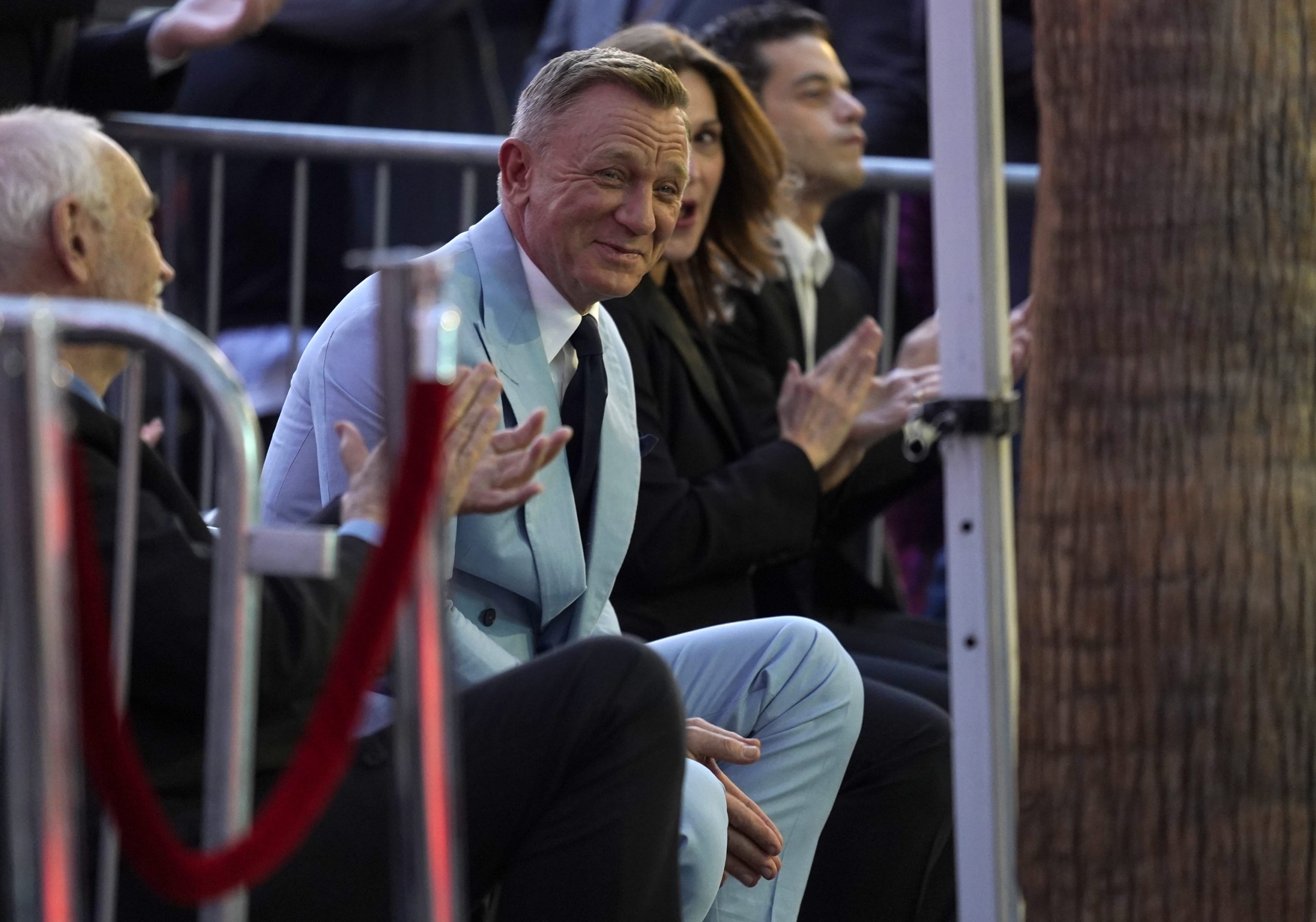Daniel Craig bei der Zeremonie, bei der er mit einem Stern auf dem Hollywood Walk of Fame geehrt wird.