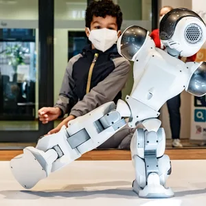 Spielerisch können Kinder bei der Code Week Hamburg Technologien kennenlernen und kreativ die Zukunft gestalten.