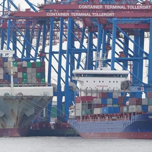 Hamburger Hafen Tollerort Container Terminal