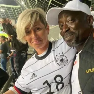 Alexandra und Abbey Adeyemi