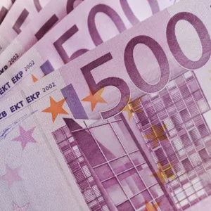 Banknoten (Symbolbild).