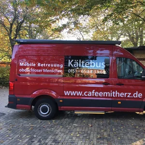 Der Kältebus fährt wieder durch Hamburg.