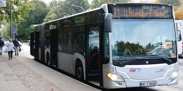 In einem Bus der Linie 21 soll es zu der Auseinandersetzung gekommen sein.