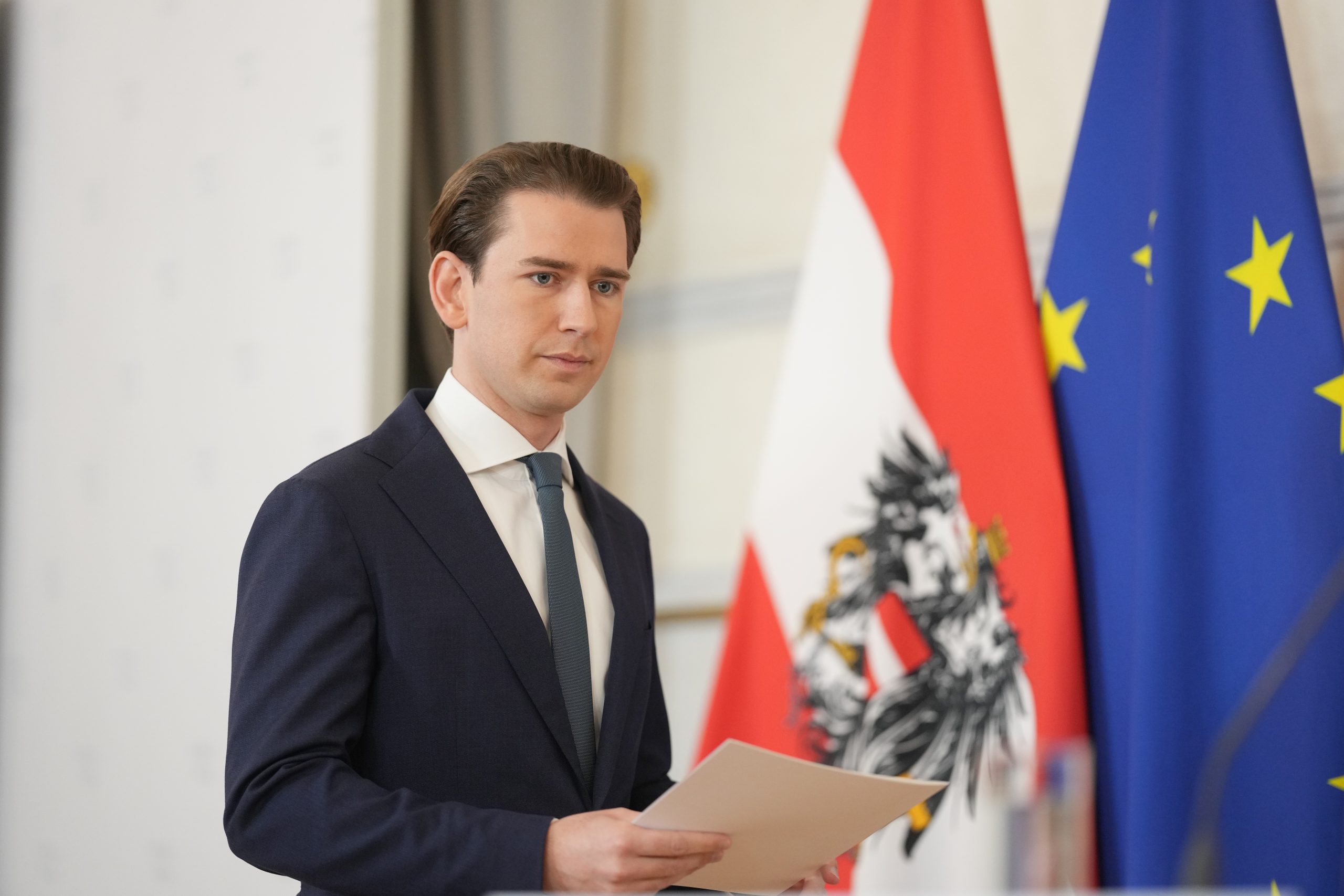 Sebastian Kurz (ÖVP) gibt im Wiener Kanzleramt bekannt, dass er als Bundeskanzler von Österreich zurücktreten wird.