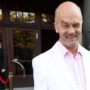 Corny Littmann, Theater-Chef, vor dem „Schmidts Tivoli“.