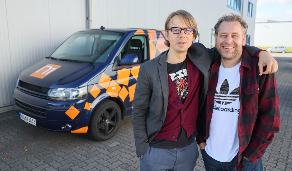 Nick Zippel (l.) und Henning Behn sind zwei der drei Gründer – und spielen privat in einer Band.