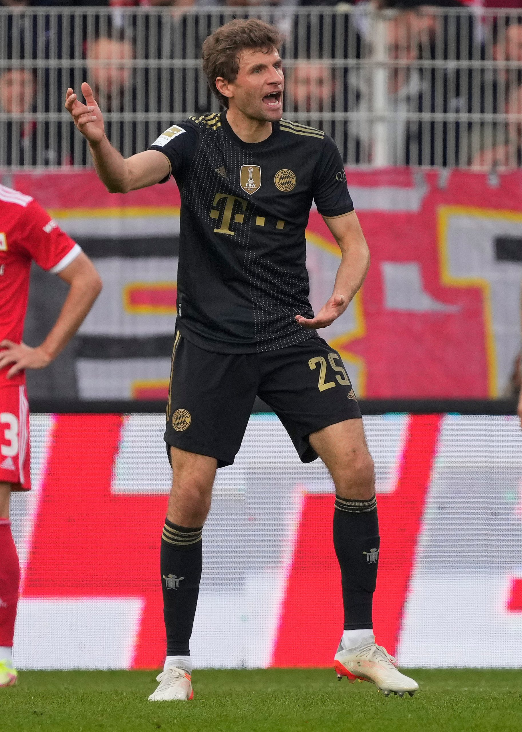 Thomas Müller ordnet den Bayern-Sieg bei Union ein.