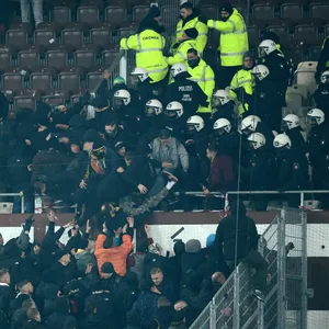 Millerntor, St. Pauli, Dresden, Randale