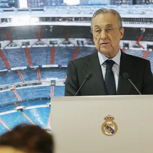 Florentino Pérez am Rednerpult