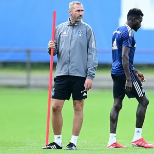HSV-Trainer Tim Walter und Bakery Jatta