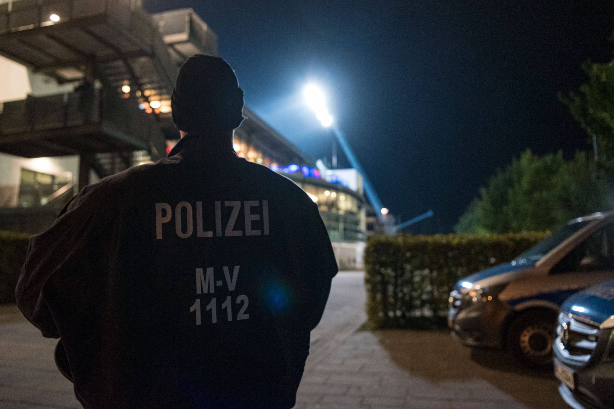 Polizistin vor Schalke-Spiel bei Kontrolle verletzt