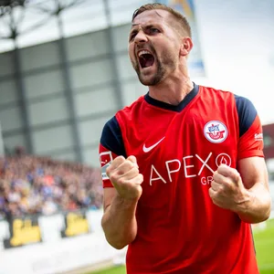 John Verhoek jubelt für Hansa Rostock