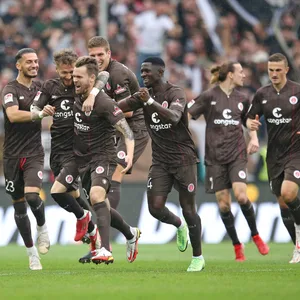 St. Pauli Spitzenreiter