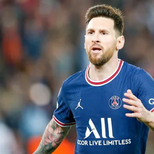 Lionel Messi wirkt überrascht