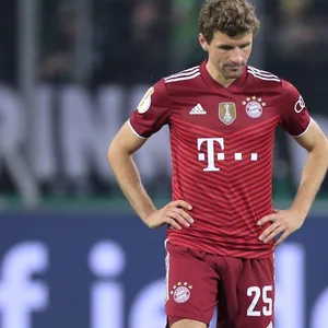Thomas Müller (l.) und Leon Goretzka