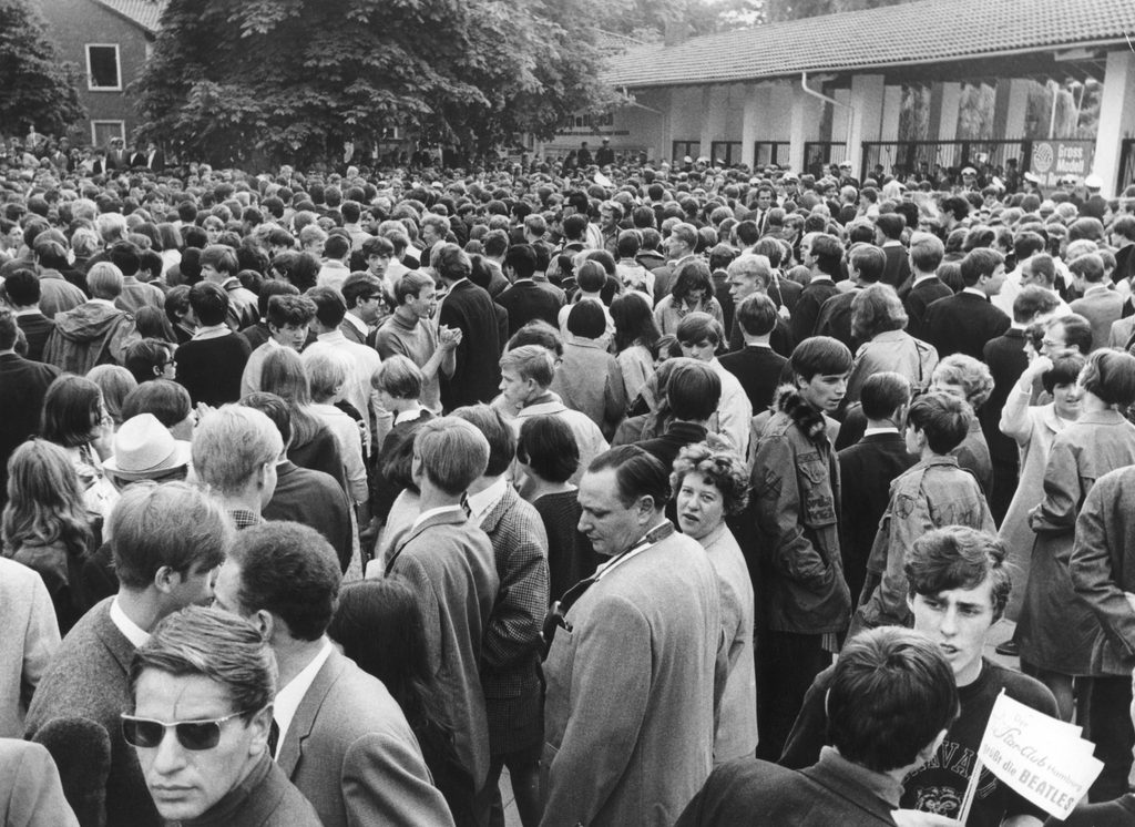Beatles 1966 in Hamburg: Menschenmassen