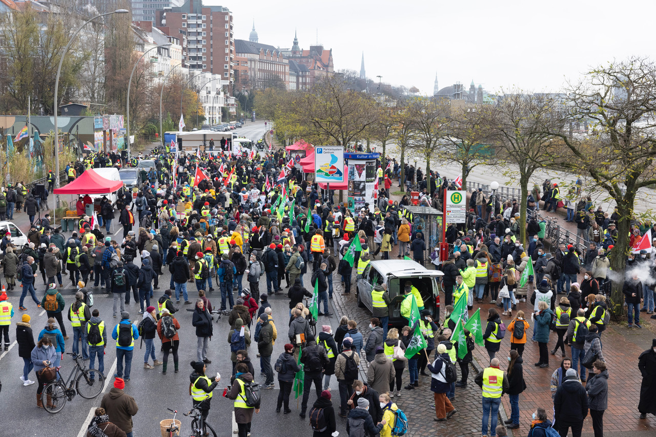 Fischmarkt Demonstration Öffentlicher Dienst