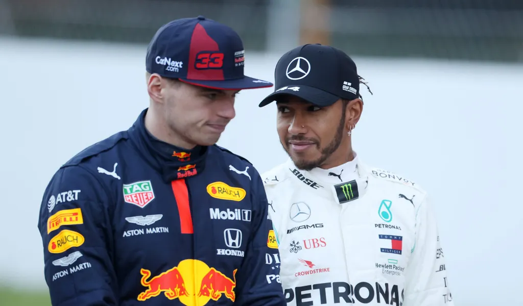 Formel-1-Fahrer Max Verstappen und Lewis Hamilton