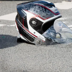 Der Motorradfahrer wurde bei dem Unfall lebensgefährlich verletzt (Symbolfoto).