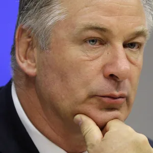 Schauspieler Alec Baldwin erschoss versehentlich eine Kamerafrau.