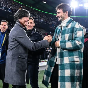 BVB-Spieler Mats Hummels und Ex-Bundestrainer Jogi Löw