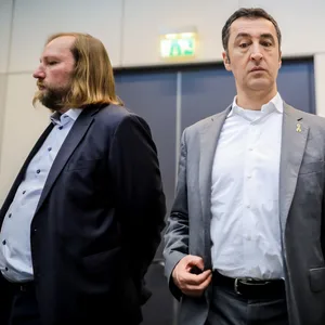Hofreiter, Özdemir