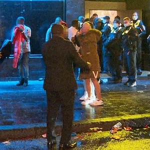 Der „Bridge“-Club musste in der Nacht zu Sonntag geschlossen werden. Die Polizei registrierte dort diverse Corona-Verstöße.