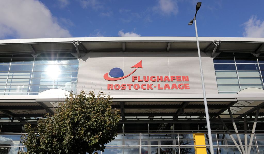 Flughafengesellschaft Rostock-Laage an Zeitverlag-Gruppe verkauft