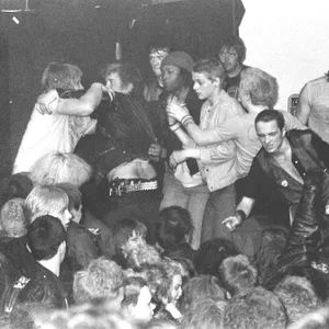 Schlägerei beim Konzert von The Clash