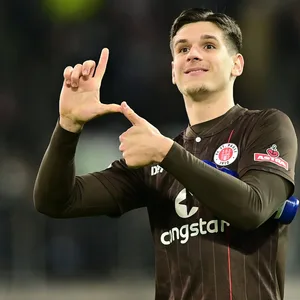 Igor Matanovic im Trikot des FC St. Pauli
