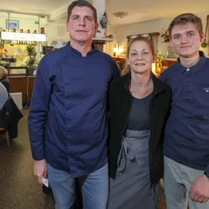 Inhaber Veddeler Fischgaststätte