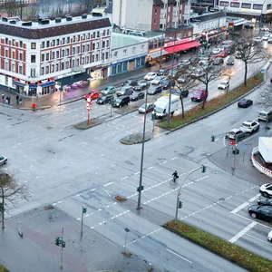 Die Kreuzung Billstedter Hauptstraße/Schiffbeker Weg in Billstedt könnte in Zukunft nach niederländischem Vorbild umgebaut werden.