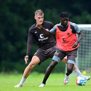 Smith, Aremu, St. Pauli