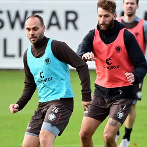 FC St. Pauli Rico Benatelli Guido Burgstaller