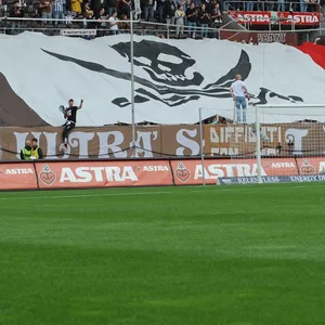 Die St. Pauli Ultras geben am Millerntor den Takt vor.