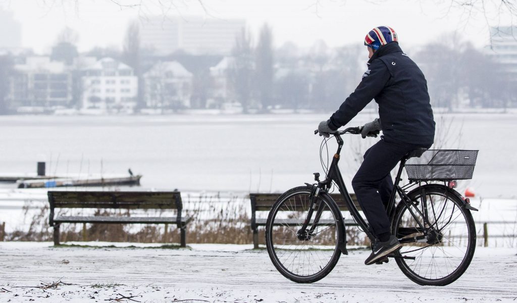 So bringen Sie sich und ihr Fahrrad gut durch den Winter