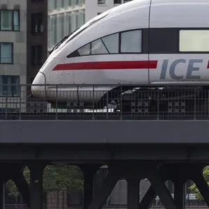 Berlin-Hamburg: Im Dezember soll die Modernisierung der Schnellverbindung abgeschlossen sein. (Symbolbild)