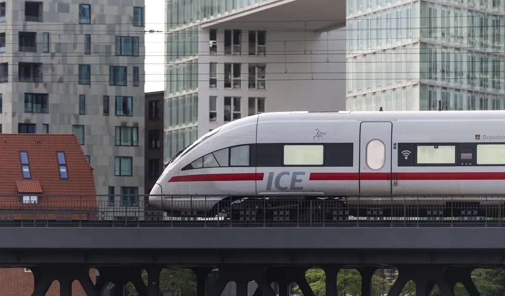 Berlin-Hamburg: Im Dezember soll die Modernisierung der Schnellverbindung abgeschlossen sein. (Symbolbild)