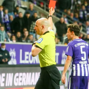 Erzgebirge Aues Clemens Fandrich mit Spuckattacke