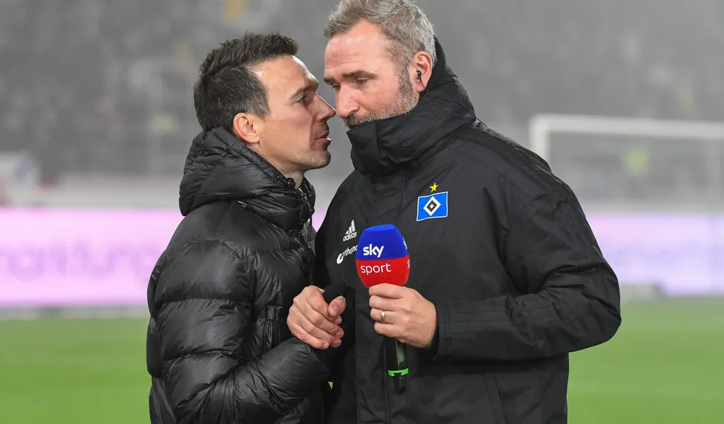 HSV-Trainer Tim Walter (r.) und Karlsruhes Christian Eichner