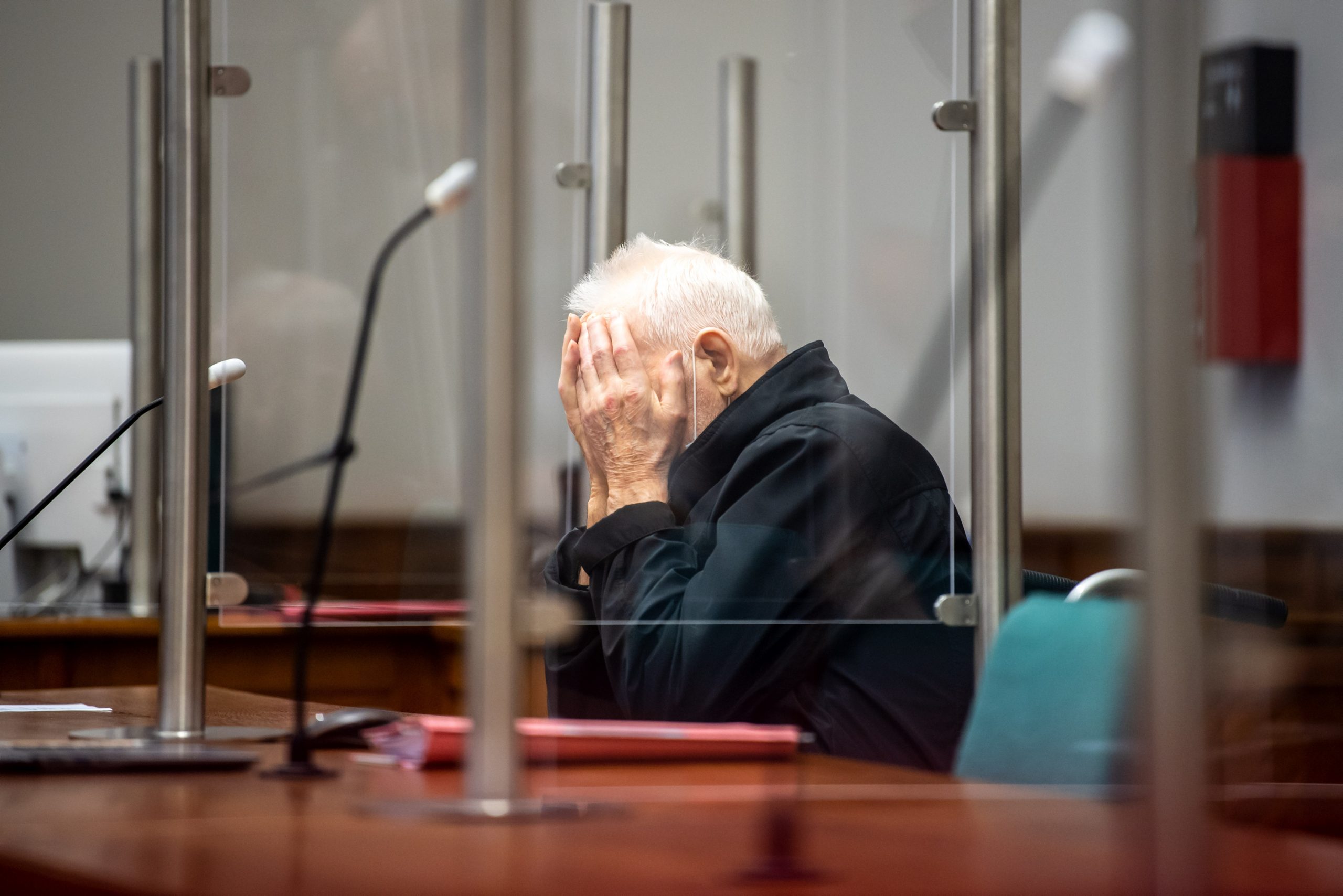Prozess - 87-Jähriger bringt pflegebedürftige Ehefrau um