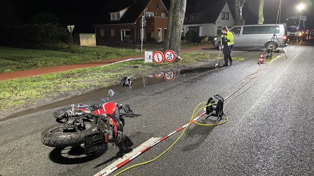 Ein 17-Jähriger kam bei einem Motorradunfall nahe Bremerhaven ums Leben.