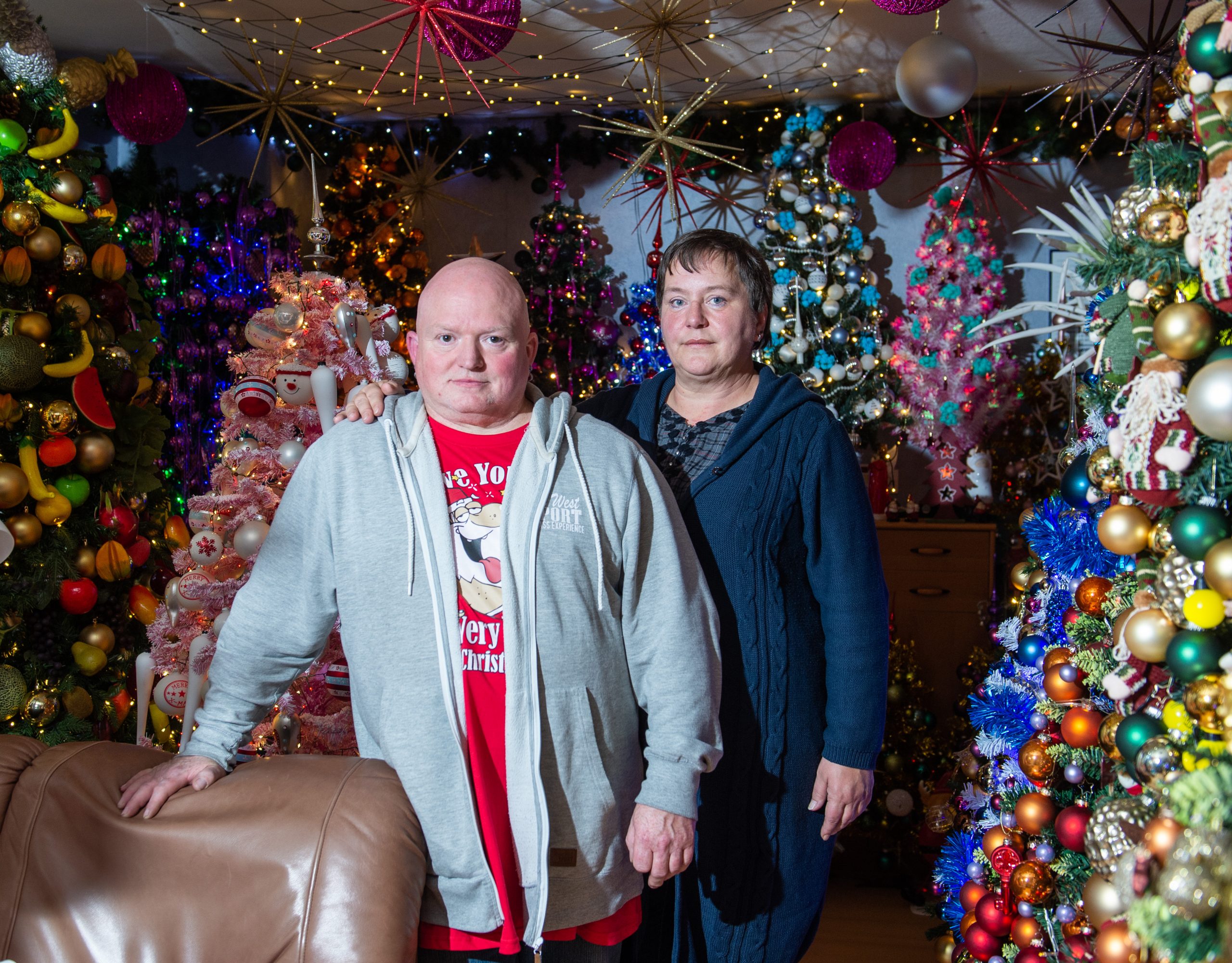 Thomas und Susanne Jeromin haben sich ein Weihnachtswunderland in ihrer Wohnung geschaffen.
