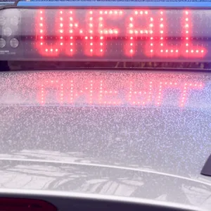 E-Scooter-Fahrer schwebt nach Unfall in Lebensgefahr.