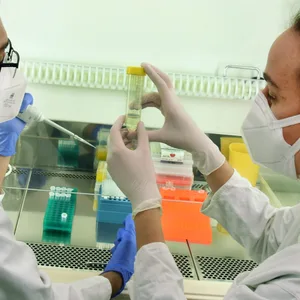 Corona Wissenschaftler Bild