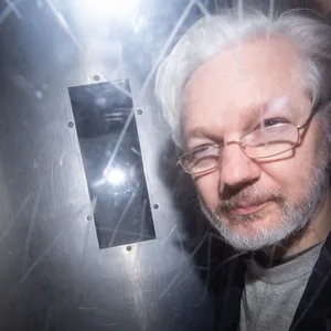 Assange
